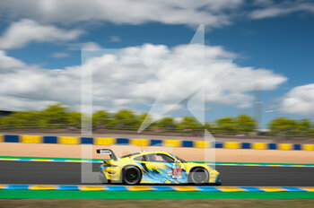 2022-06-08 - 88 POORDAD Fred (usa), LINDSEY Patrick (usa), HEYLEN Jan (bel), Dempsey-Proton Racing, Porsche 911 RSR - 19, action during the free practices and qualifying sessions of the 2022 24 Hours of Le Mans, 3rd round of the 2022 FIA World Endurance Championship, on the Circuit de la Sarthe, from June 8 to 12, 2022 in Le Mans, France - 24 HEURES DU MANS 2022 - FREE PRACTICES AND QUALIFYING - ENDURANCE - MOTORS