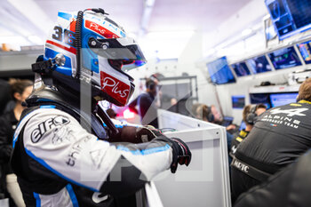 2022-06-08 - LAPIERRE Nicolas (fra), Alpine Elf Team, Alpine A480 - Gibson, portrait during the free practices and qualifying sessions of the 2022 24 Hours of Le Mans, 3rd round of the 2022 FIA World Endurance Championship, on the Circuit de la Sarthe, from June 8 to 12, 2022 in Le Mans, France - 24 HEURES DU MANS 2022 - FREE PRACTICES AND QUALIFYING - ENDURANCE - MOTORS