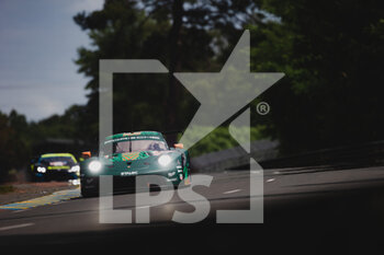 2022-06-08 - 93 FASSBENDER Michael (irl), CAMPBELL Matt (aus), ROBICHON Zacharie (can), Proton Competition, Porsche 911 RSR - 19, action during the free practices and qualifying sessions of the 2022 24 Hours of Le Mans, 3rd round of the 2022 FIA World Endurance Championship, on the Circuit de la Sarthe, from June 8 to 12, 2022 in Le Mans, France - 24 HEURES DU MANS 2022 - FREE PRACTICES AND QUALIFYING - ENDURANCE - MOTORS