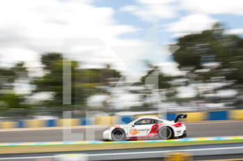 2022-06-08 - 56 IRIBE Brendan (usa), MILLROY Ollie (gbr), BARNICOAT Ben (gbr), Team Project 1, Porsche 911 RSR - 19, action during the free practices and qualifying sessions of the 2022 24 Hours of Le Mans, 3rd round of the 2022 FIA World Endurance Championship, on the Circuit de la Sarthe, from June 8 to 12, 2022 in Le Mans, France - 24 HEURES DU MANS 2022 - FREE PRACTICES AND QUALIFYING - ENDURANCE - MOTORS