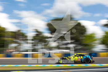 2022-06-08 - 98 DALLA LANA Paul (can), PITTARD David (gbr), THIIM Nicki (dnk), Northwest AMR, Aston Martin Vantage AMR, action during the free practices and qualifying sessions of the 2022 24 Hours of Le Mans, 3rd round of the 2022 FIA World Endurance Championship, on the Circuit de la Sarthe, from June 8 to 12, 2022 in Le Mans, France - 24 HEURES DU MANS 2022 - FREE PRACTICES AND QUALIFYING - ENDURANCE - MOTORS