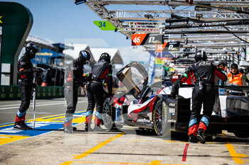 2022-06-08 - 13 CIMADOMO Philippe (fra), BECHE Mathias (swi), VAN DER HELM Tijmen (nld), TDS Racing x Vaillante, Oreca 07 - Gibson, pitlane, during the free practices and qualifying sessions of the 2022 24 Hours of Le Mans, 3rd round of the 2022 FIA World Endurance Championship, on the Circuit de la Sarthe, from June 8 to 12, 2022 in Le Mans, France - 24 HEURES DU MANS 2022 - FREE PRACTICES AND QUALIFYING - ENDURANCE - MOTORS