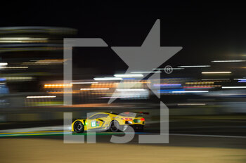 2022-01-19 - 63 GARCIA Antonio (spa), TAYLOR Jordan (usa), CATSBURG Nicky (nld), Corvette Racing, Chevrolet Corvette C8.R, action, during the free practices and qualifying sessions of the 2022 24 Hours of Le Mans, 3rd round of the 2022 FIA World Endurance Championship, on the Circuit de la Sarthe, from June 8 to 12, 2022 in Le Mans, France - 24 HEURES DU MANS 2022 - FREE PRACTICES AND QUALIFYING - ENDURANCE - MOTORS