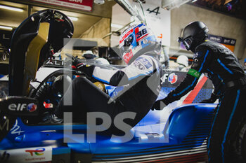 2022-01-19 - LAPIERRE Nicolas (fra), Alpine Elf Team, Alpine A480 - Gibson, portrait during the free practices and qualifying sessions of the 2022 24 Hours of Le Mans, 3rd round of the 2022 FIA World Endurance Championship, on the Circuit de la Sarthe, from June 8 to 12, 2022 in Le Mans, France - 24 HEURES DU MANS 2022 - FREE PRACTICES AND QUALIFYING - ENDURANCE - MOTORS