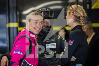 2022-06-09 - GATTING Michelle (dnk), Iron DAMES, Ferrari 488 GTE EVO, portrait during the free practices and qualifying sessions of the 2022 24 Hours of Le Mans, 3rd round of the 2022 FIA World Endurance Championship, on the Circuit de la Sarthe, from June 8 to 12, 2022 in Le Mans, France - 24 HEURES DU MANS 2022 - FREE PRACTICES AND QUALIFYING - PART 2 - ENDURANCE - MOTORS