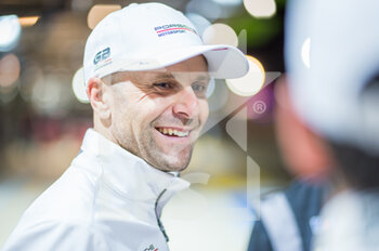 2022-06-09 - BRUNI Gianmaria (ita), Porsche GT Team, Porsche 911 RSR - 19, portrait, during the free practices and qualifying sessions of the 2022 24 Hours of Le Mans, 3rd round of the 2022 FIA World Endurance Championship, on the Circuit de la Sarthe, from June 8 to 12, 2022 in Le Mans, France - 24 HEURES DU MANS 2022 - FREE PRACTICES AND QUALIFYING - PART 2 - ENDURANCE - MOTORS