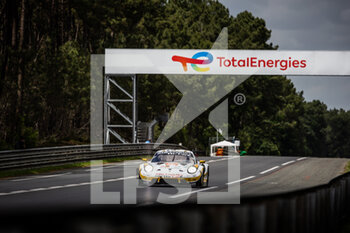 2022-06-09 - 46 CAIROLI Matteo (ita), PEDERSEN Mikkel (ita), LEUTWILER Nicolas (che), Team Project 1, Porsche 911 RSR - 19, action during the free practices and qualifying sessions of the 2022 24 Hours of Le Mans, 3rd round of the 2022 FIA World Endurance Championship, on the Circuit de la Sarthe, from June 8 to 12, 2022 in Le Mans, France - 24 HEURES DU MANS 2022 - FREE PRACTICES AND QUALIFYING - PART 2 - ENDURANCE - MOTORS