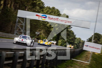 2022-06-09 - 92 CHRISTENSEN Michael (dnk), ESTRE Kevin (fra), VANTHOOR Laurens (bel), Porsche GT Team, Porsche 911 RSR - 19, action during the free practices and qualifying sessions of the 2022 24 Hours of Le Mans, 3rd round of the 2022 FIA World Endurance Championship, on the Circuit de la Sarthe, from June 8 to 12, 2022 in Le Mans, France - 24 HEURES DU MANS 2022 - FREE PRACTICES AND QUALIFYING - PART 2 - ENDURANCE - MOTORS