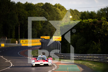 2022-06-09 - 708 PLA Olivier (fra), DUMAS Romain (fra), DERANI Felipe (bra), Glickenhaus Racing, Glickenhaus 007 LMH, action, during the free practices and qualifying sessions of the 2022 24 Hours of Le Mans, 3rd round of the 2022 FIA World Endurance Championship, on the Circuit de la Sarthe, from June 8 to 12, 2022 in Le Mans, France - 24 HEURES DU MANS 2022 - FREE PRACTICES AND QUALIFYING - PART 2 - ENDURANCE - MOTORS