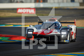 2022-06-09 - 08 BUEMI Sébastien (swi), HARTLEY Brendon (nzl), HIRAKAWA Ryo (jpn), Toyota Gazoo Racing, Toyota GR010 - Hybrid, action during the free practices and qualifying sessions of the 2022 24 Hours of Le Mans, 3rd round of the 2022 FIA World Endurance Championship, on the Circuit de la Sarthe, from June 8 to 12, 2022 in Le Mans, France - 24 HEURES DU MANS 2022 - FREE PRACTICES AND QUALIFYING - PART 2 - ENDURANCE - MOTORS