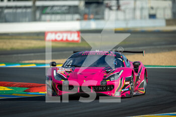 2022-06-09 - 85 FREY Rahel (swi), GATTING Michelle (dnk), BOVY Sarah (bel), Iron DAMES, Ferrari 488 GTE EVO, action during the free practices and qualifying sessions of the 2022 24 Hours of Le Mans, 3rd round of the 2022 FIA World Endurance Championship, on the Circuit de la Sarthe, from June 8 to 12, 2022 in Le Mans, France - 24 HEURES DU MANS 2022 - FREE PRACTICES AND QUALIFYING - PART 2 - ENDURANCE - MOTORS