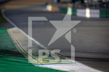 2022-06-09 - track, piste, during the free practices and qualifying sessions of the 2022 24 Hours of Le Mans, 3rd round of the 2022 FIA World Endurance Championship, on the Circuit de la Sarthe, from June 8 to 12, 2022 in Le Mans, France - 24 HEURES DU MANS 2022 - FREE PRACTICES AND QUALIFYING - PART 2 - ENDURANCE - MOTORS
