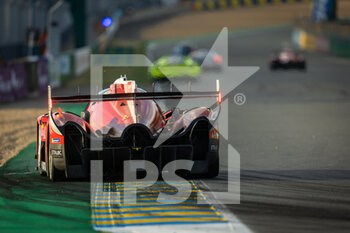 2022-06-09 - 708 PLA Olivier (fra), DUMAS Romain (fra), DERANI Felipe (bra), Glickenhaus Racing, Glickenhaus 007 LMH, action during the free practices and qualifying sessions of the 2022 24 Hours of Le Mans, 3rd round of the 2022 FIA World Endurance Championship, on the Circuit de la Sarthe, from June 8 to 12, 2022 in Le Mans, France - 24 HEURES DU MANS 2022 - FREE PRACTICES AND QUALIFYING - PART 2 - ENDURANCE - MOTORS
