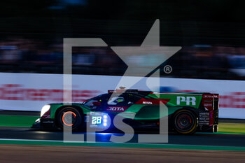 2022-06-09 - 28 RASMUSSEN Oliver (dnk), JONES Edward (gbr), ABERDEIN Jonathan (zaf), JOTA, Oreca 07 - Gibson, action during the free practices and qualifying sessions of the 2022 24 Hours of Le Mans, 3rd round of the 2022 FIA World Endurance Championship, on the Circuit de la Sarthe, from June 8 to 12, 2022 in Le Mans, France - 24 HEURES DU MANS 2022 - FREE PRACTICES AND QUALIFYING - PART 2 - ENDURANCE - MOTORS