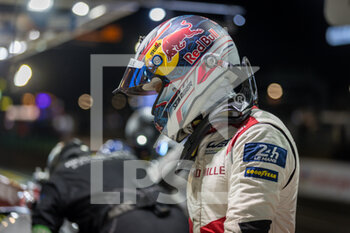 2022-06-09 - OGIER Sébastien (fra), Richard Mille Racing Team, Oreca 07 - Gibson, portrait during the free practices and qualifying sessions of the 2022 24 Hours of Le Mans, 3rd round of the 2022 FIA World Endurance Championship, on the Circuit de la Sarthe, from June 8 to 12, 2022 in Le Mans, France - 24 HEURES DU MANS 2022 - FREE PRACTICES AND QUALIFYING - PART 2 - ENDURANCE - MOTORS