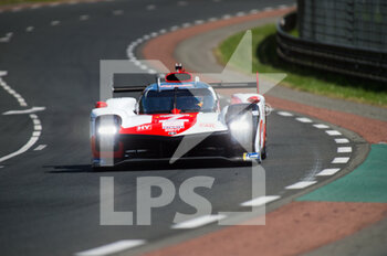 2022-06-10 - 07 CONWAY Mike (gbr), KOBAYASHI Kamui (jpn), LOPEZ Jose Maria (arg), Toyota Gazoo Racing, Toyota GR010 - Hybrid, action, during the 2022 24 Hours of Le Mans, 3rd round of the 2022 FIA World Endurance Championship, on the Circuit de la Sarthe, from June 11 to 12, 2022 in Le Mans, France - 24 HEURES DU MANS 2022 - PART 1 - ENDURANCE - MOTORS