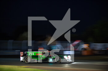 2022-06-10 - 28 RASMUSSEN Oliver (dnk), JONES Edward (gbr), ABERDEIN Jonathan (zaf), JOTA, Oreca 07 - Gibson, action, during the 2022 24 Hours of Le Mans, 3rd round of the 2022 FIA World Endurance Championship, on the Circuit de la Sarthe, from June 11 to 12, 2022 in Le Mans, France - 24 HEURES DU MANS 2022 - PART 1 - ENDURANCE - MOTORS