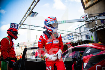 2022-06-11 - MOLINA Miguel (spa), AF Corse, Ferrari 488 GTE EVO, portrait during the 2022 24 Hours of Le Mans, 3rd round of the 2022 FIA World Endurance Championship, on the Circuit de la Sarthe, from June 11 to 12, 2022 in Le Mans, France - 24 HEURES DU MANS 2022 - PART 1 - ENDURANCE - MOTORS