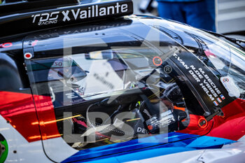 2022-06-11 - DE VRIES Nyck (nld), TDS Racing x Vaillante, Oreca 07 - Gibson, portrait during the 2022 24 Hours of Le Mans, 3rd round of the 2022 FIA World Endurance Championship, on the Circuit de la Sarthe, from June 11 to 12, 2022 in Le Mans, France - 24 HEURES DU MANS 2022 - PART 1 - ENDURANCE - MOTORS
