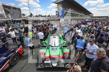 2022-06-11 - 38 GONZALEZ Roberto (mex), DA COSTA Antonio Felix (prt), STEVENS Will (gbr), Jota, Oreca 07 - Gibson, starting grid, grille de depart, during the 2022 24 Hours of Le Mans, 3rd round of the 2022 FIA World Endurance Championship, on the Circuit de la Sarthe, from June 11 to 12, 2022 in Le Mans, France - 24 HEURES DU MANS 2022 - PART 1 - ENDURANCE - MOTORS
