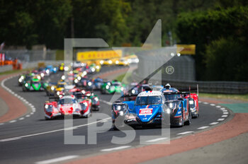 2022-06-11 - 36 NEGRAO André (bra), LAPIERRE Nicolas (fra), VAXIVIERE Matthieu (fra), Alpine Elf Team, Alpine A480 - Gibson, Formationlap during the 2022 24 Hours of Le Mans, 3rd round of the 2022 FIA World Endurance Championship, on the Circuit de la Sarthe, from June 11 to 12, 2022 in Le Mans, France - 24 HEURES DU MANS 2022 - PART 1 - ENDURANCE - MOTORS