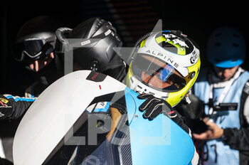 2022-06-11 - NEGRAO André (bra), Alpine Elf Team, Alpine A480 - Gibson, portrait during the 2022 24 Hours of Le Mans, 3rd round of the 2022 FIA World Endurance Championship, on the Circuit de la Sarthe, from June 11 to 12, 2022 in Le Mans, France - 24 HEURES DU MANS 2022 - PART 1 - ENDURANCE - MOTORS