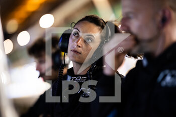 2022-06-11 - ingénieur, engineer, TDS Racing x Vaillante, Oreca 07 - Gibson, action pitlane, during the 2022 24 Hours of Le Mans, 3rd round of the 2022 FIA World Endurance Championship, on the Circuit de la Sarthe, from June 11 to 12, 2022 in Le Mans, France - 24 HEURES DU MANS 2022 - PART 1 - ENDURANCE - MOTORS