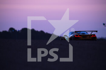 2022-06-12 - 63 GARCIA Antonio (spa), TAYLOR Jordan (usa), CATSBURG Nicky (nld), Corvette Racing, Chevrolet Corvette C8.R, action, during the 2022 24 Hours of Le Mans, 3rd round of the 2022 FIA World Endurance Championship, on the Circuit de la Sarthe, from June 11 to 12, 2022 in Le Mans, France - 24 HEURES DU MANS 2022 - PART 2 - ENDURANCE - MOTORS