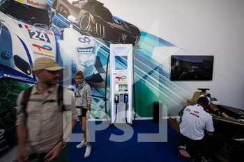 2022-06-12 - Stand TotalEnergies, Village, ambiance during the 2022 24 Hours of Le Mans, 3rd round of the 2022 FIA World Endurance Championship, on the Circuit de la Sarthe, from June 11 to 12, 2022 in Le Mans, France - 24 HEURES DU MANS 2022 - PART 2 - ENDURANCE - MOTORS