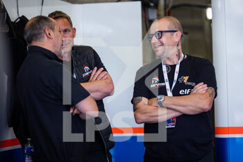 2022-06-12 - Olivier PANIS, Team principal of Panis Racing, Oreca 07 - Gibson, portrait during the 2022 24 Hours of Le Mans, 3rd round of the 2022 FIA World Endurance Championship, on the Circuit de la Sarthe, from June 11 to 12, 2022 in Le Mans, France - 24 HEURES DU MANS 2022 - PART 2 - ENDURANCE - MOTORS