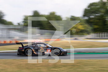 2022-06-30 - 18 HARYANTO Andrew (ind), PICARIELLO Alessio (bel), RUMP Martin (est), Absolute Racing, Porsche 911 RSR-19, action during the 4 Hours of Monza 2022, 3rd round of the 2022 European Le Mans Series on the Autodromo Nazionale di Monza from July 1 to 3, in Monza, Italy - AUTO - ELMS - 4 HOURS OF MONZA 2022 - ENDURANCE - MOTORS