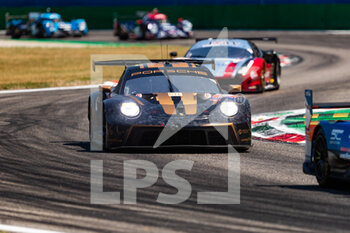 2022-07-03 - 18 HARYANTO Andrew (ind), PICARIELLO Alessio (bel), RUMP Martin (est), Absolute Racing, Porsche 911 RSR-19, action during the 4 Hours of Monza 2022, 3rd round of the 2022 European Le Mans Series on the Autodromo Nazionale di Monza from July 1 to 3, in Monza, Italy - AUTO - ELMS - 4 HOURS OF MONZA 2022 - ENDURANCE - MOTORS