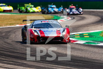 2022-07-03 - 66 PETROBELLI Giacomo (ita), HUDSPETH Sean (sin), PAYNE Matthew (nzl), JMW Motorsport, Ferrari 488 GTE, action during the 4 Hours of Monza 2022, 3rd round of the 2022 European Le Mans Series on the Autodromo Nazionale di Monza from July 1 to 3, in Monza, Italy - AUTO - ELMS - 4 HOURS OF MONZA 2022 - ENDURANCE - MOTORS