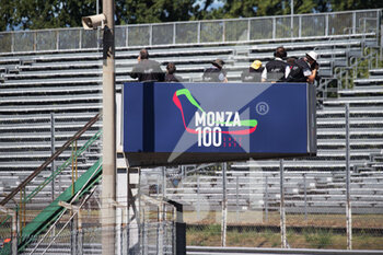 2022-07-08 - Photographers at Autodromo Nazionale Monza - 6 HOURS OF MONZA 2022 - WEC FIA WORLD ENDURANCE CHAMPIONSHIP - ENDURANCE - MOTORS