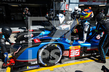 2022-07-08 - 36 NEGRAO André (bra), LAPIERRE Nicolas (fra), VAXIVIERE Matthieu (fra), Alpine Elf Team, Alpine A480 - Gibson, action pitstop during the 6 Hours of Monza 2022, 4th round of the 2022 FIA World Endurance Championship on the Autodromo Nazionale di Monza from July 8 to 10, 2022 in Monza, Italy - AUTO - FIA WEC - 6 HOURS OF MONZA 2022 - ENDURANCE - MOTORS