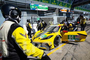 2022-07-08 - 64 MILNER Tommy (usa), TANDY Nick (gbr), Corvette Racing, Chevrolet Corvette C8.R, action pitstop during the 6 Hours of Monza 2022, 4th round of the 2022 FIA World Endurance Championship on the Autodromo Nazionale di Monza from July 8 to 10, 2022 in Monza, Italy - AUTO - FIA WEC - 6 HOURS OF MONZA 2022 - ENDURANCE - MOTORS