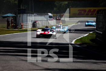 2022-07-09 - 07 CONWAY Mike (gbr), KOBAYASHI Kamui (jpn), LOPEZ Jose Maria (arg), Toyota Gazoo Racing, Toyota GR010 - Hybrid, 708 PLA Olivier (fra), DUMAS Romain (fra), BRISCOE Ryan (usa), Glickenhaus Racing, Glickenhaus 007 LMH, action during the 6 Hours of Monza 2022, 4th round of the 2022 FIA World Endurance Championship on the Autodromo Nazionale di Monza from July 8 to 10, 2022 in Monza, Italy - AUTO - FIA WEC - 6 HOURS OF MONZA 2022 - ENDURANCE - MOTORS
