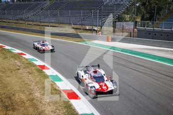 2022-07-09 - 07 CONWAY Mike (gbr), KOBAYASHI Kamui (jpn), LOPEZ Jose Maria (arg), Toyota Gazoo Racing, Toyota GR010 - Hybrid, action, 08 BUEMI Sébastien (swi), HARTLEY Brendon (nzl), HIRAKAWA Ryo (jpn), Toyota Gazoo Racing, Toyota GR010 - Hybrid, action, during the 6 Hours of Monza 2022, 4th round of the 2022 FIA World Endurance Championship on the Autodromo Nazionale di Monza from July 8 to 10, 2022 in Monza, Italy - AUTO - FIA WEC - 6 HOURS OF MONZA 2022 - ENDURANCE - MOTORS