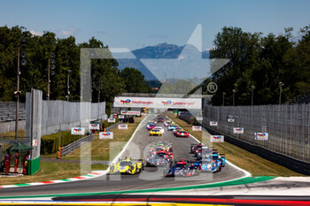 2022-07-10 - LMP2 Start during the 6 Hours of Monza 2022, 4th round of the 2022 FIA World Endurance Championship on the Autodromo Nazionale di Monza from July 8 to 10, 2022 in Monza, Italy - AUTO - FIA WEC - 6 HOURS OF MONZA 2022 - ENDURANCE - MOTORS