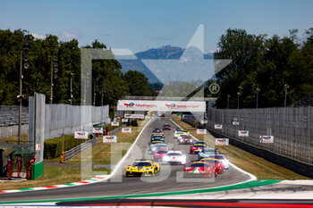 2022-07-10 - GTE Start during the 6 Hours of Monza 2022, 4th round of the 2022 FIA World Endurance Championship on the Autodromo Nazionale di Monza from July 8 to 10, 2022 in Monza, Italy - AUTO - FIA WEC - 6 HOURS OF MONZA 2022 - ENDURANCE - MOTORS