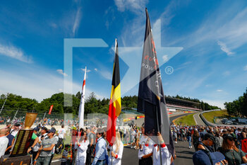 2022-07-30 - Starting grid, trophy, during the TotalEnergies 24 hours of Spa 2022, 7th round of the 2022 Fanatec GT World Challenge Europe Powered by AWS, from July 27 to 31, 2021 on the Circuit de Spa-Francorchamps, in Stavelot, Belgium - AUTO - 24 HOURS OF SPA 2022 - ENDURANCE - MOTORS