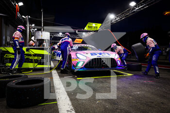 2022-07-30 - 02 AMG Team GetSpeed, Mercedes-AMG GT3 of Maximilian GÖTZ, Steijn SCHOTHORST, Luca STOLZ, in action pitstop during the TotalEnergies 24 hours of Spa 2022, 7th round of the 2022 Fanatec GT World Challenge Europe Powered by AWS, from July 27 to 31, 2021 on the Circuit de Spa-Francorchamps, in Stavelot, Belgium - AUTO - 24 HOURS OF SPA 2022 - ENDURANCE - MOTORS