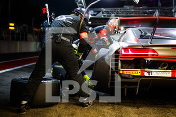 2022-07-30 - ZUG Marius, Attempto Racing, Audi R8 LMS evo II GT3, portrait pitstop during the TotalEnergies 24 hours of Spa 2022, 7th round of the 2022 Fanatec GT World Challenge Europe Powered by AWS, from July 27 to 31, 2021 on the Circuit de Spa-Francorchamps, in Stavelot, Belgium - AUTO - 24 HOURS OF SPA 2022 - ENDURANCE - MOTORS