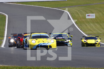 11/09/2022 - 88 Fred Poordad (USA), Patrick Lindsey (USA), Jan Heylen (BEL), Dempsey-Proton Racing, Porsche 911 RSR - 19, action, start of the race, depart, during the 6 Hours of Fuji 2022, 5th round of the 2022 FIA World Endurance Championship on the Fuji Speedway from September 8 to 11, 2022 in Fuji, Japan - AUTO - FIA WEC - 6 HOURS OF FUJI 2022 - ENDURANCE - MOTORI