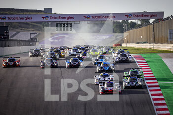 2022-10-16 - start of the race, depart, during the 6th round of the 2022 Michelin Le Mans Cup on the Algarve International Circuit from October 14 to 16, in Portimao, Portugal - AUTO - MICHELIN LE MANS CUP - PORTIMAO 2022 - ENDURANCE - MOTORS