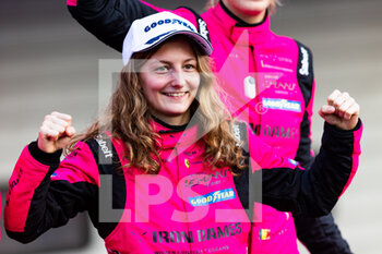 2022-10-16 - PIN Doriane (fra), Iron Lynx, Ferrari 488 GTE, portrait during the 4 Hours of Portimao 2022, 6th round of the 2022 European Le Mans Series on the Algarve International Circuit from September 23 to 25, in Portimao, Portugal - AUTO - ELMS - 4 HOURS OF PORTIMAO 2022 - ENDURANCE - MOTORS