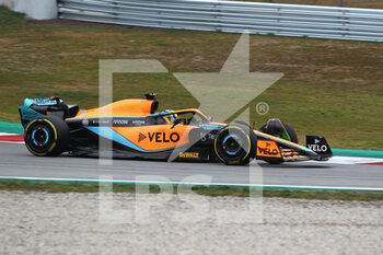 2022-02-25 - Lando Norris (GBR)  - McLaren MCL36 - PRE-SEASON TEST SESSION PRIOR THE 2022 FIA FORMULA ONE WORLD CHAMPIONSHIP - FORMULA 1 - MOTORS