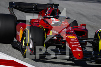 2022-02-23 - 16 LECLERC Charles (mco), Scuderia Ferrari F1-75, action during the pre-season track session prior the 2022 FIA Formula One World Championship, on the Circuit de Barcelona-Catalunya, from February 23 to 25, 2022 in Montmelo, near Barcelona, Spain - PRE-SEASON TRACK SESSION PRIOR THE 2022 FIA FORMULA ONE WORLD CHAMPIONSHIP - FORMULA 1 - MOTORS