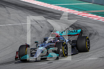 2022-02-23 - 44 HAMILTON Lewis (gbr), Mercedes AMG F1 Team W13, action during the pre-season track session prior the 2022 FIA Formula One World Championship, on the Circuit de Barcelona-Catalunya, from February 23 to 25, 2022 in Montmelo, near Barcelona, Spain - PRE-SEASON TRACK SESSION PRIOR THE 2022 FIA FORMULA ONE WORLD CHAMPIONSHIP - FORMULA 1 - MOTORS