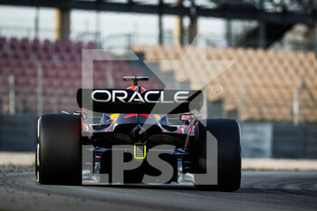 2022-02-23 - 01 VERSTAPPEN Max (nld), Red Bull Racing RB18, action during the pre-season track session prior the 2022 FIA Formula One World Championship, on the Circuit de Barcelona-Catalunya, from February 23 to 25, 2022 in Montmelo, near Barcelona, Spain - PRE-SEASON TRACK SESSION PRIOR THE 2022 FIA FORMULA ONE WORLD CHAMPIONSHIP - FORMULA 1 - MOTORS